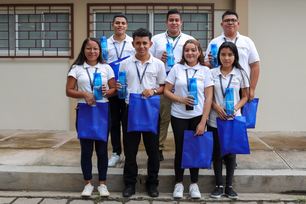 Asociación Benéfica Femenina Árabe -17