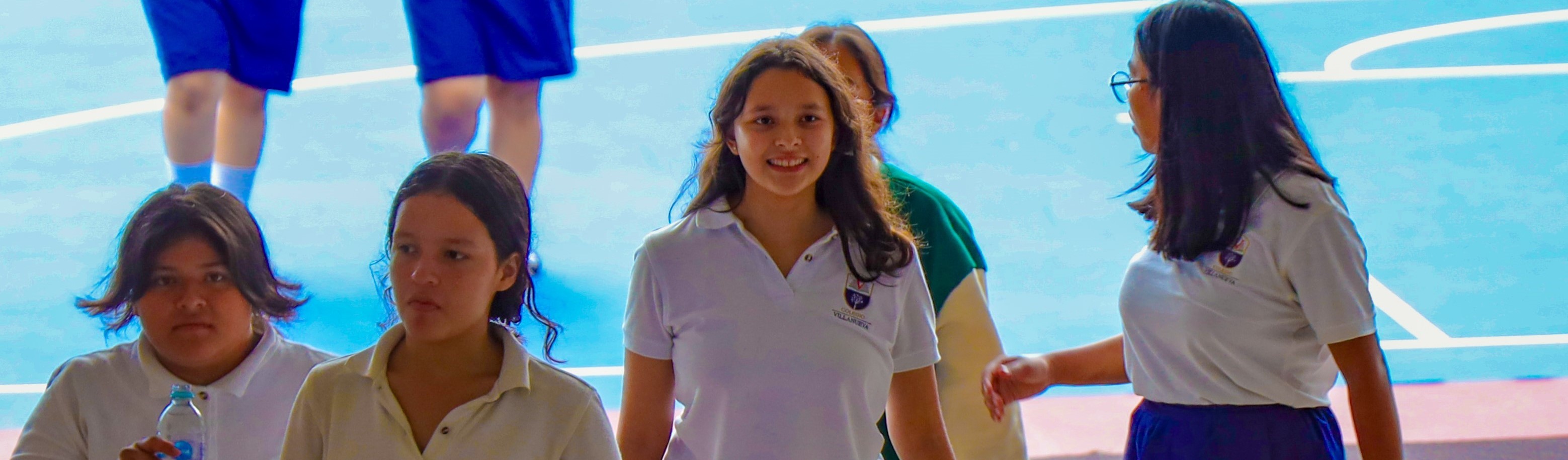 Educación formal para niñas rurales Colegio Villanueva Zaragoza